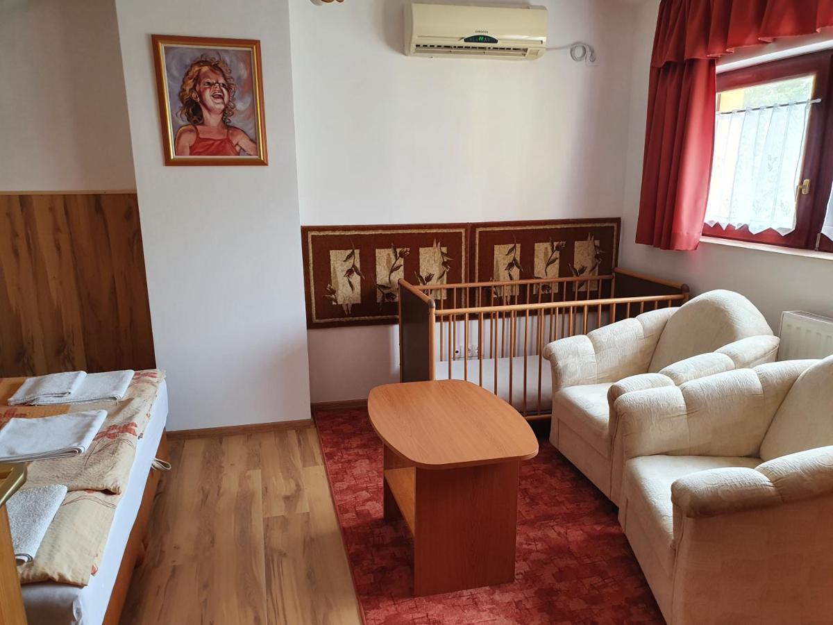Apart Julia Villa Хевиз Экстерьер фото