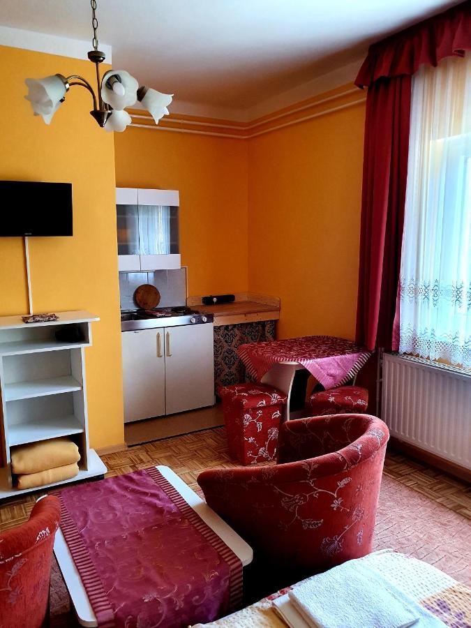 Apart Julia Villa Хевиз Экстерьер фото