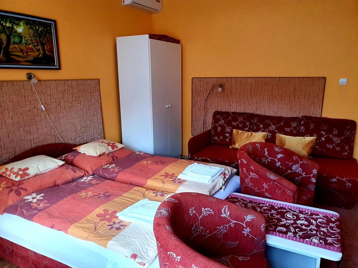 Apart Julia Villa Хевиз Экстерьер фото